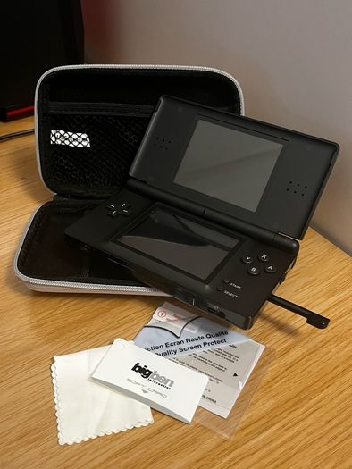 Mint Nintendo ds lite black