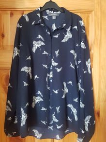 Ladies light long sleeved blouse size 14