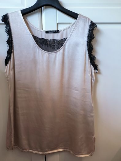 Ladies top