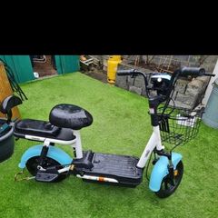 electric moped scooter