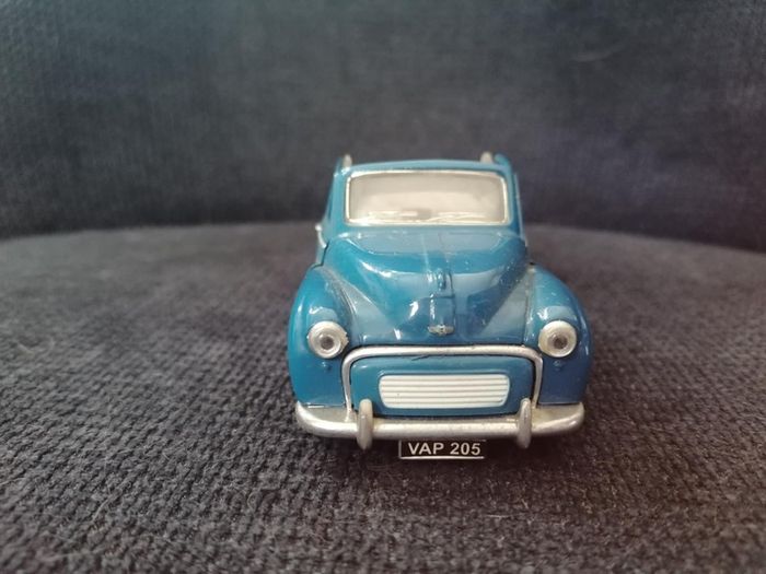 956 Morris Minor 1000 1:26 Saico Blue