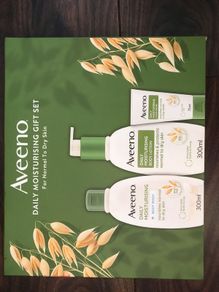 Aveeno Gift Set