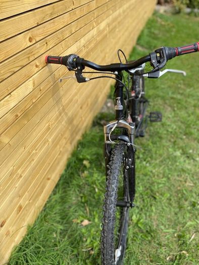 24 Kids Mountain Bike  Raleigh Airstrike  Shima