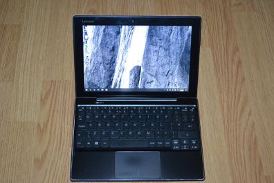 Lenovo Quad Core Laptop - Tablet 2 in 1