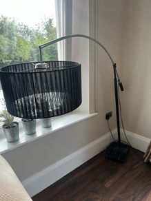 Arc floor lamp