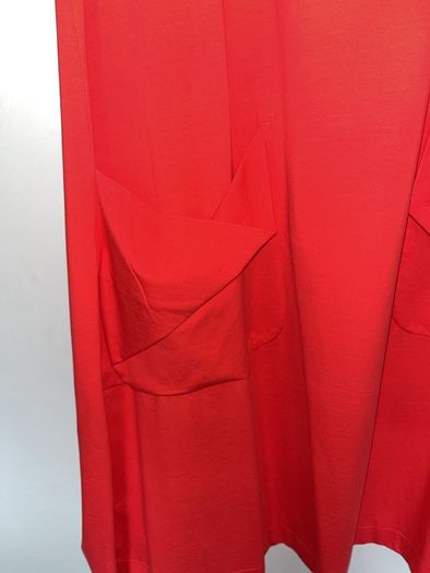 Cos summer dress, short sleeves, swing design, patch pockets at front. Amazing colour