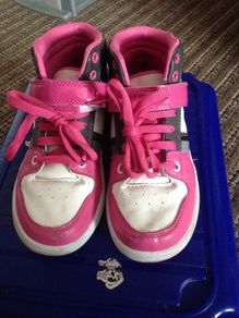 Girls boots