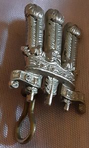 Two militaria item's, RAF voluntary badge