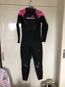 Wetsuit