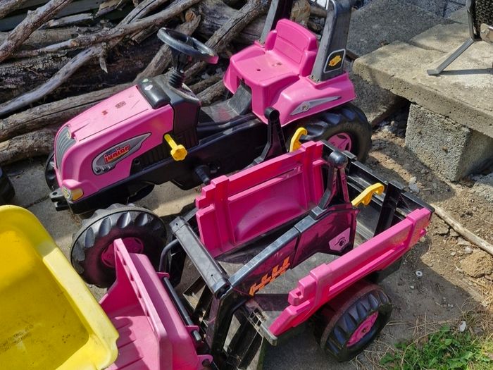 kids tractors x 2