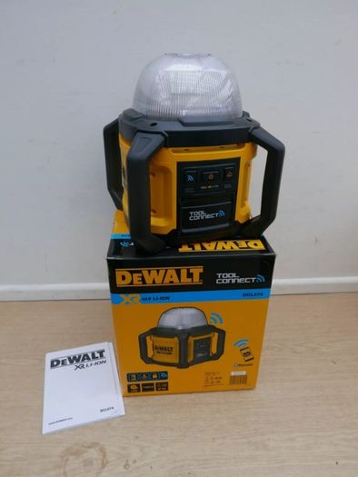DeWaLT 18V XR Cordless Brushless Impact Wrench 1/2 Inch Drive 5AH 18V PowerStack Battery Charger. DeWALT 18V XR Cordless Area Led Work Lights 5000LM Tool Connect Technology.