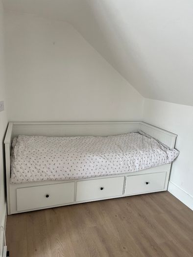 Hemnes ikea white day bed