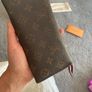 Louis Vuitton red button purse Image 10