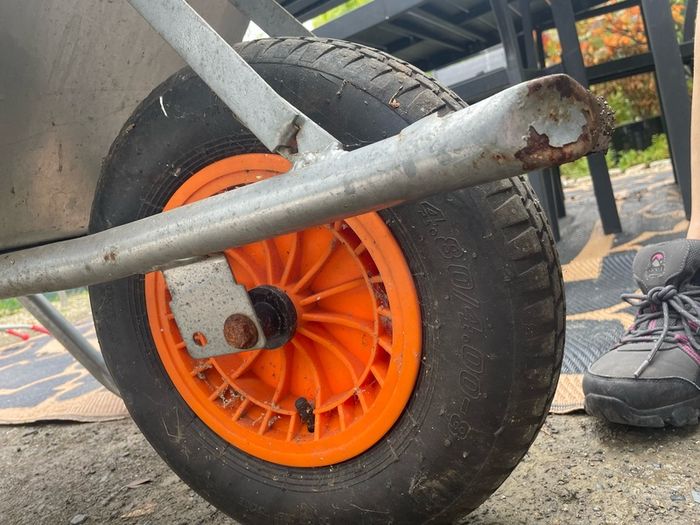 Wheelbarrow