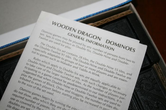 Vintage 1970s Milton Bradley 55 Piece Double Nine Wooden Dragon Domino Set Mint