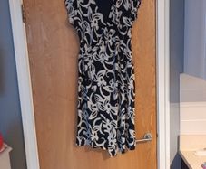 Zapara Dress.  S.16. New.  Sale.