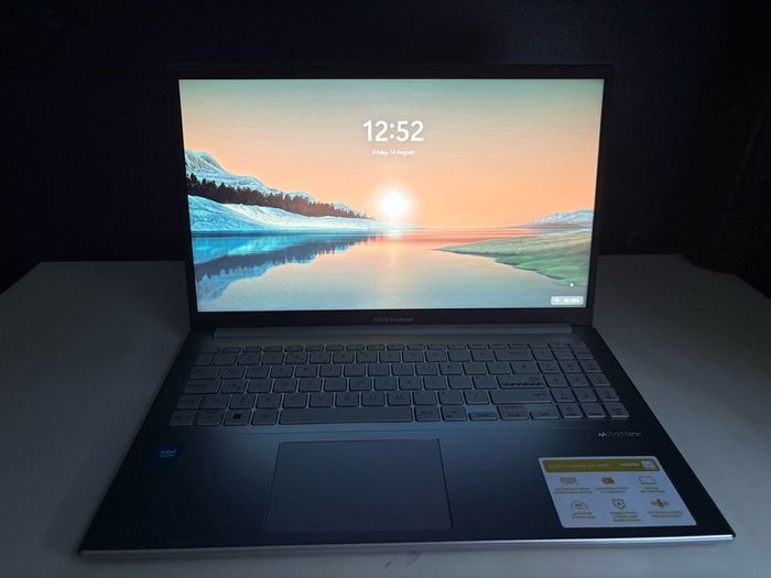 laptop ASUS Vivobook Go15 (will trade for ps5)