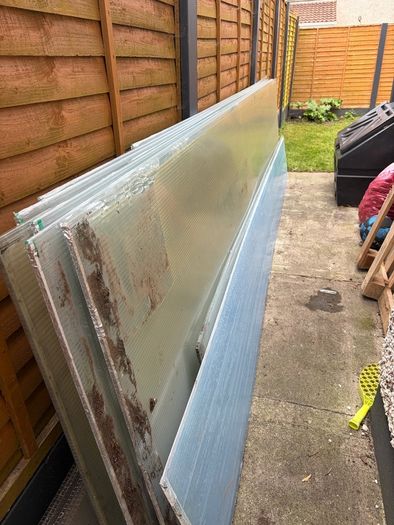 Double walled polycarbonate sheets