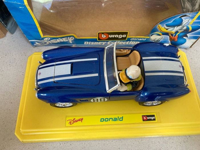 Disney Donald Duck AC Cobra 1/24 Burago