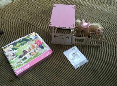 Baby Born Pony & Stable