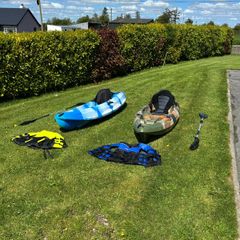 2 Kayaks