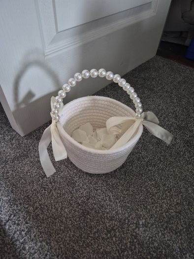 flower girl baskets with petals