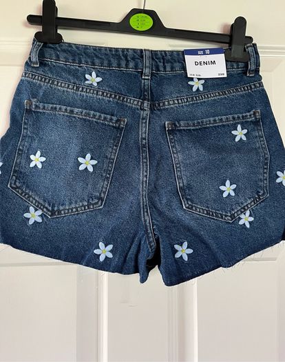 New Look Denim Shorts Size 10 BNWT