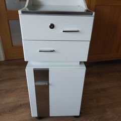 Small side locker