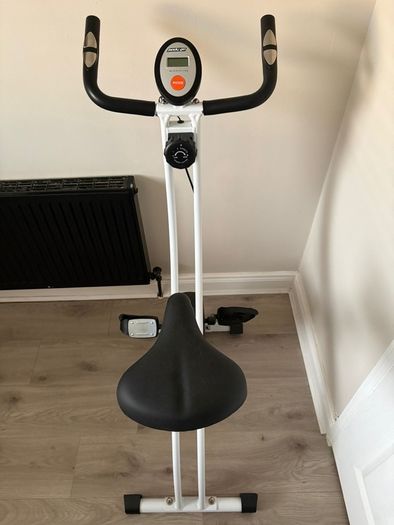 Exercise bike in perfect condition.