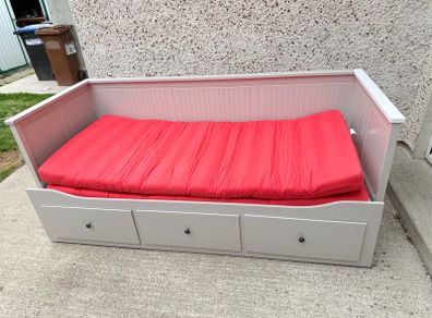 Extended Bed