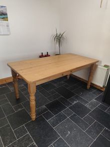 Kitchen table