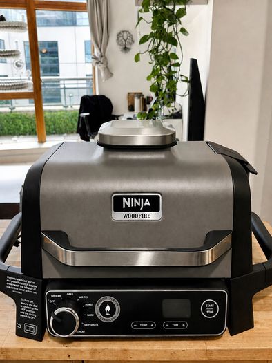 Ninja Woodfire BBQ Outdoor / Indoor Grill & Air Fryer