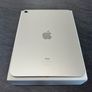 Apple iPad 10th Generation 10.9 Silver 64 GB Image 4