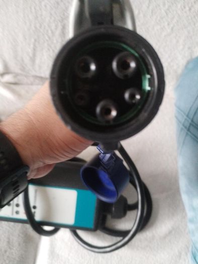 Type 1, 3pin EV charger