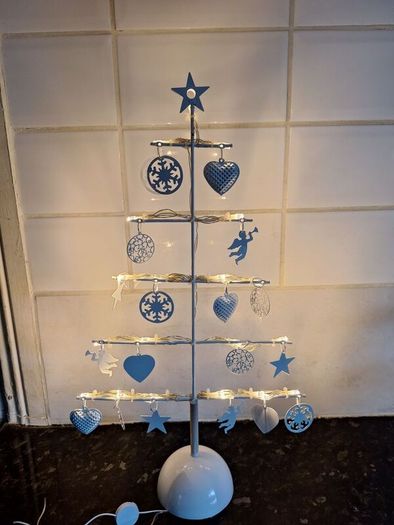 LED Christmas tree ornament