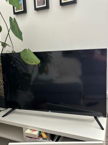JVC 40 Full HD Smart Roku TV