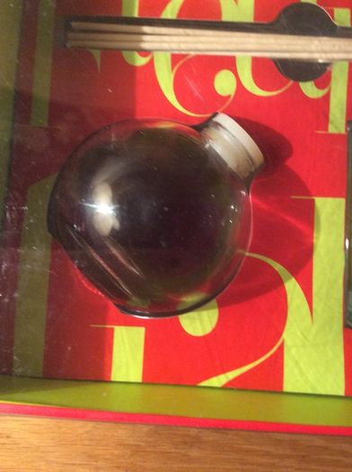 GOA Fleur de Tiare ( Tiare Flower ) Scented Candle and Diffuser ( with reeds ) Set - Boxed