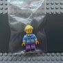 lego holiday hol111 Girl minifigure - Fair Isle Sweater, Bright Light Yellow Ponytail, Lavender Legs Short, Freckles Image 3