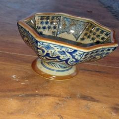 old Chinese vase