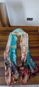 Story of Shanghai silk scarf