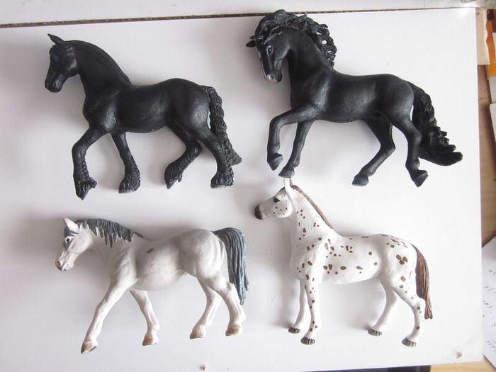 Schleich Horse Figures  X4