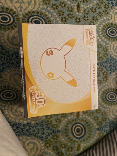 Pokemon TCG 30th Anniversary ETB