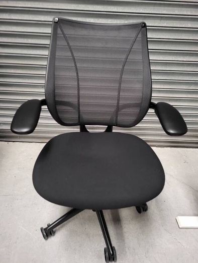 Humanscale Liberty Office Chairs. Excellent Condition