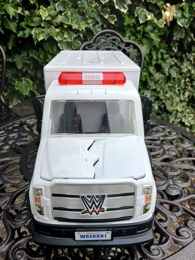 WWE Wrekkin' Slambulance Breakaway Vehicle WWF