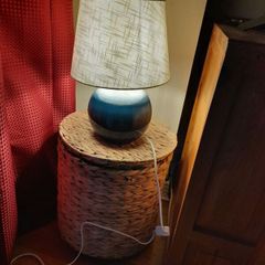 Table lamp