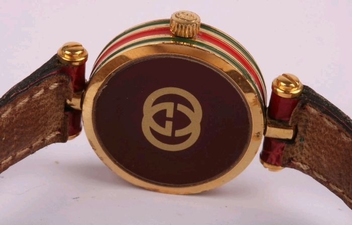 Gucci Sherry Line 2000L Quartz Womes Watch 22mm Gold Plated