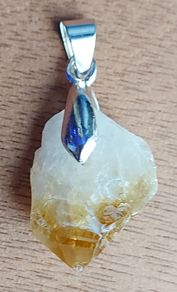 18 ct Citrine Crystal on 925 Silver pinch-bail