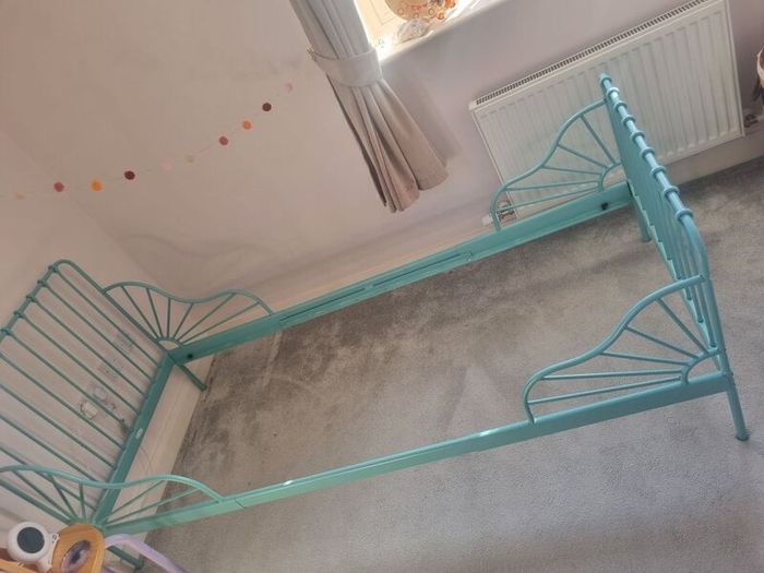 Ikea Minnen Bed