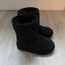 UGG boots - Nice and warm for Winter Image 3