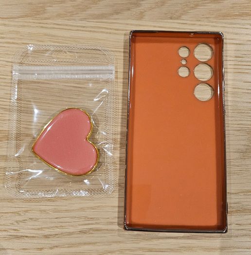 Samsung S23 Ultra Cover with Heart Holder - New